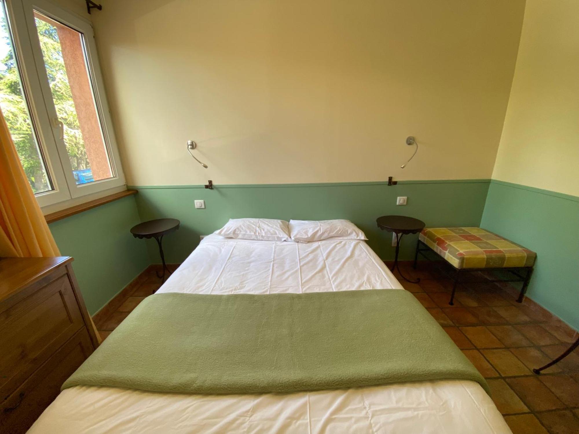 Auberge La Table Du Cure Cucugnan Zewnętrze zdjęcie