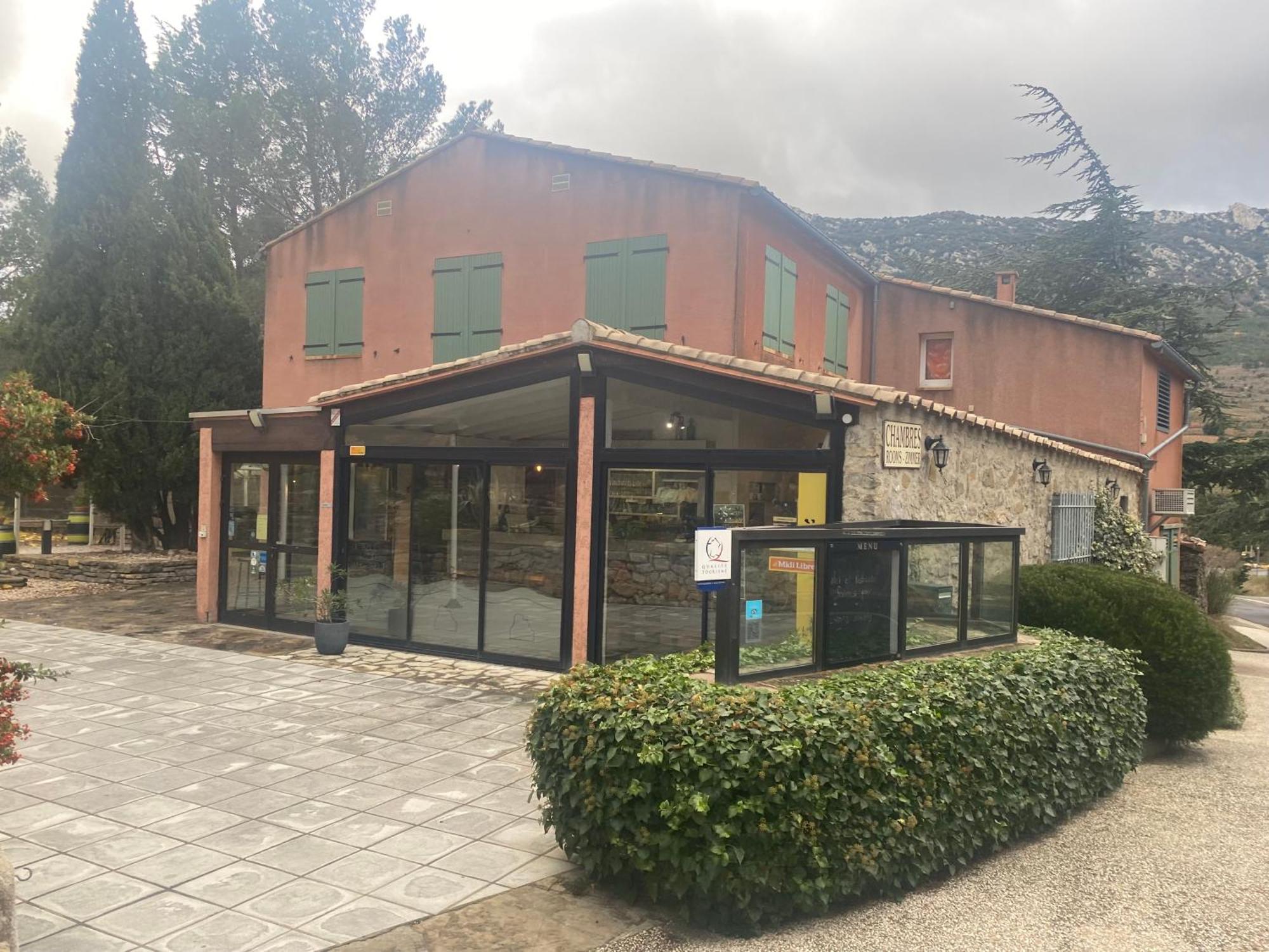 Auberge La Table Du Cure Cucugnan Zewnętrze zdjęcie