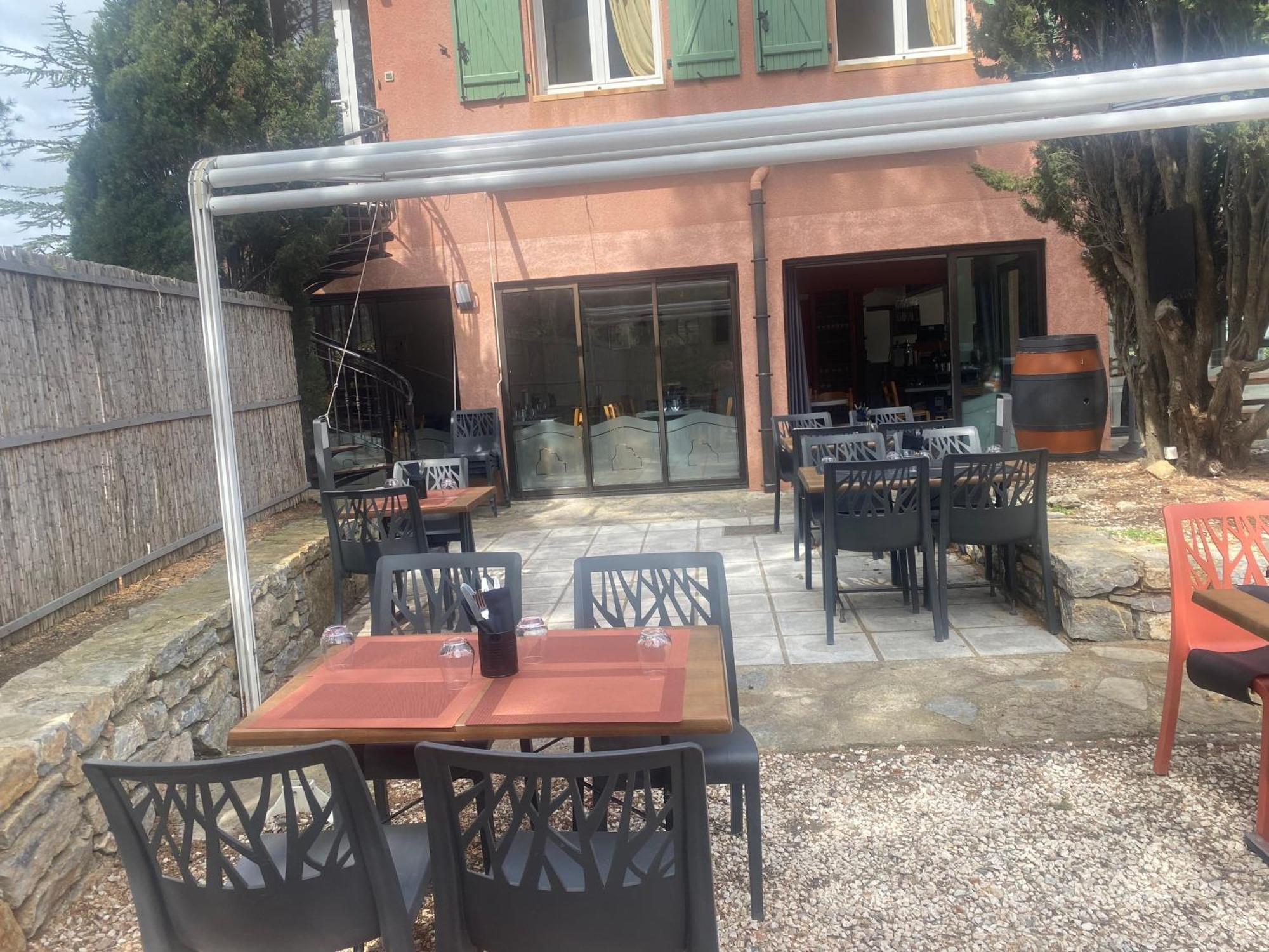 Auberge La Table Du Cure Cucugnan Zewnętrze zdjęcie